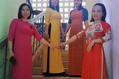Chào mừng ngày 8/3, hưởng ứng tuần lễ áo dài